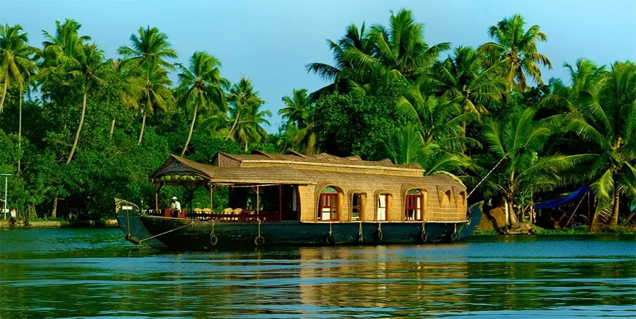 Tips-For-Choosing-The-Best-Kerala-Tour-Package-For-A-Best-Trip.-1